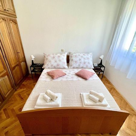 Apartment Troisa Kaštela Eksteriør billede