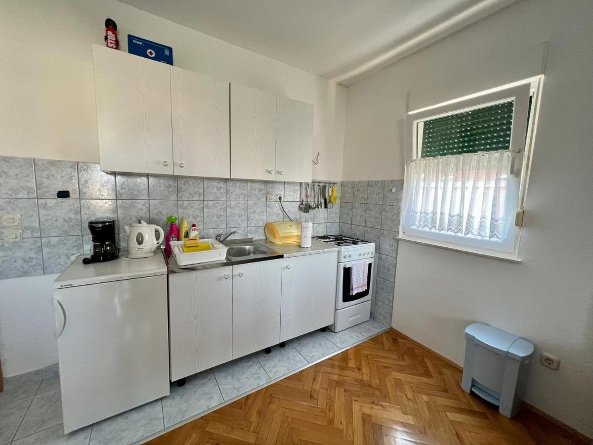 Apartment Troisa Kaštela Eksteriør billede