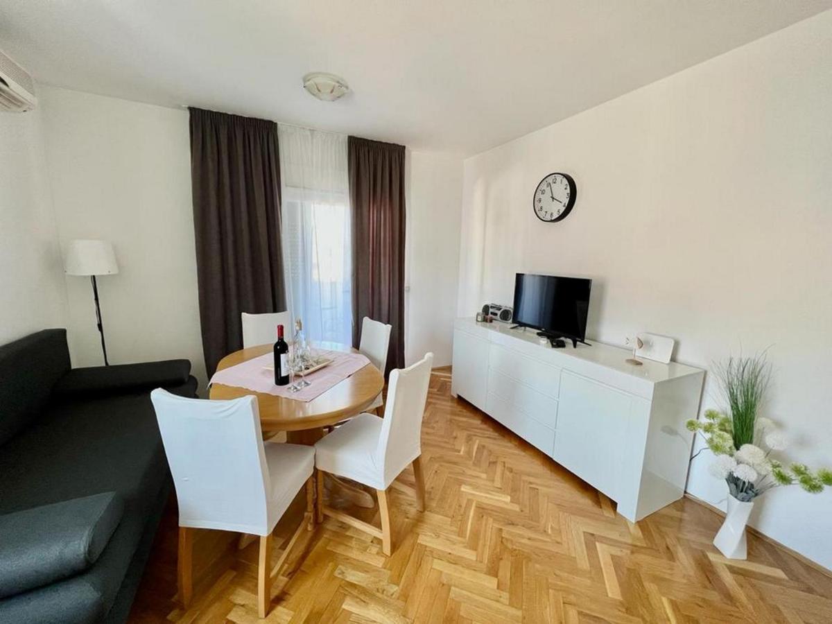 Apartment Troisa Kaštela Eksteriør billede